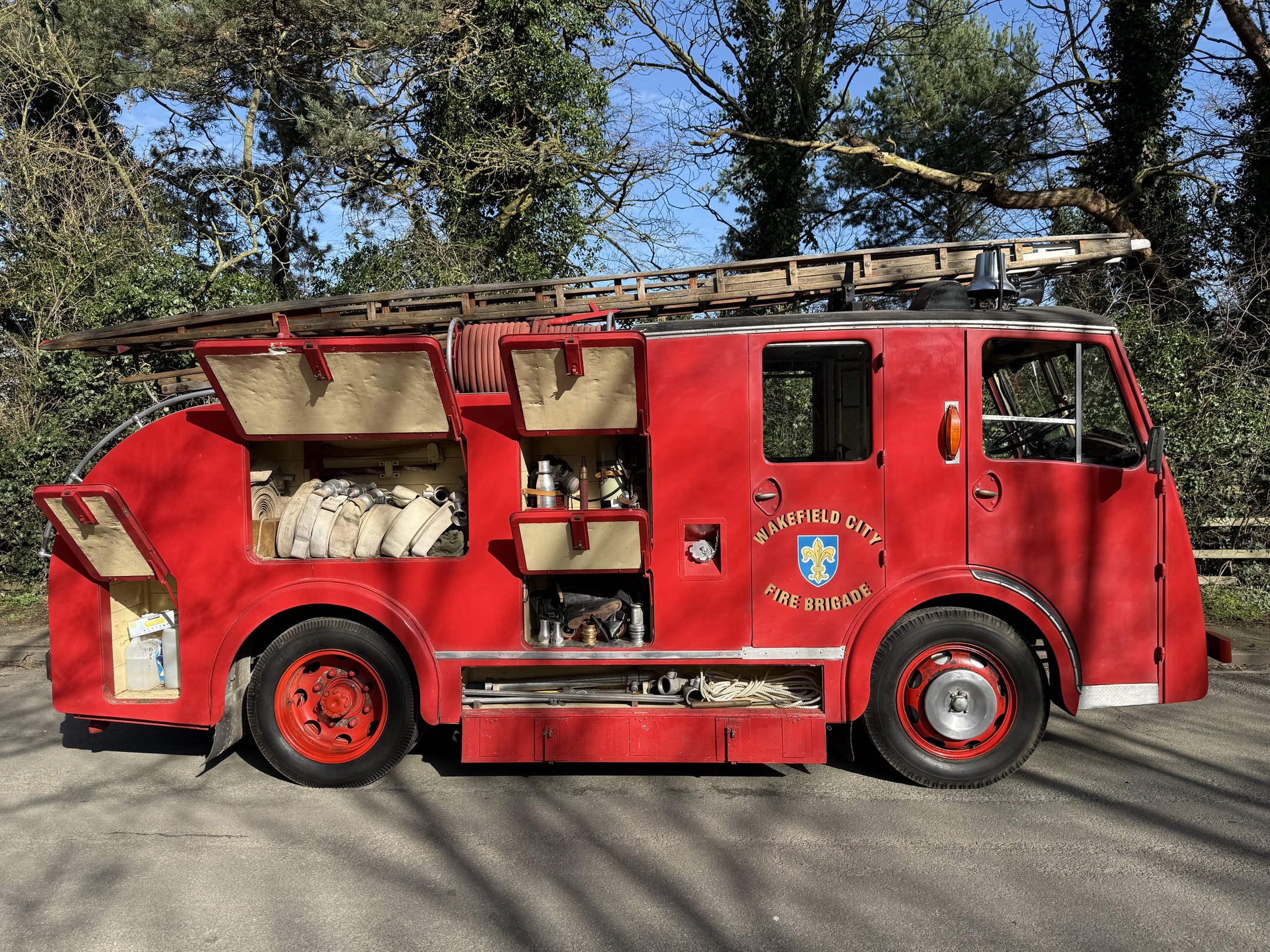 Restoring the Dennis F8